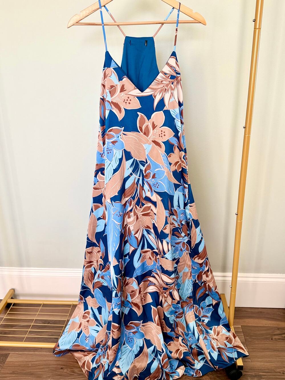 Blue Floral Maxi Dress Open Back Small (Fits like Medium)